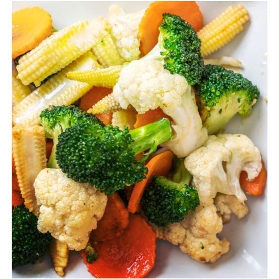 Baby Mais Gemüsepfanne mit Paprika – einfaches Rezept mit frischem Gemüse