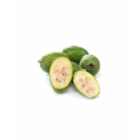 Feijoa Ananasguave mit grüner Schale und aromatischem Fruchtfleisch