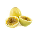 Frische Maracuja Passionsfrucht mit violetter bis gelblicher Schale
