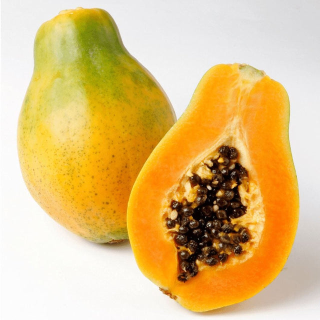 Papaya Samba mit gelblicher Schale und orangefarbenem Fruchtfleisch